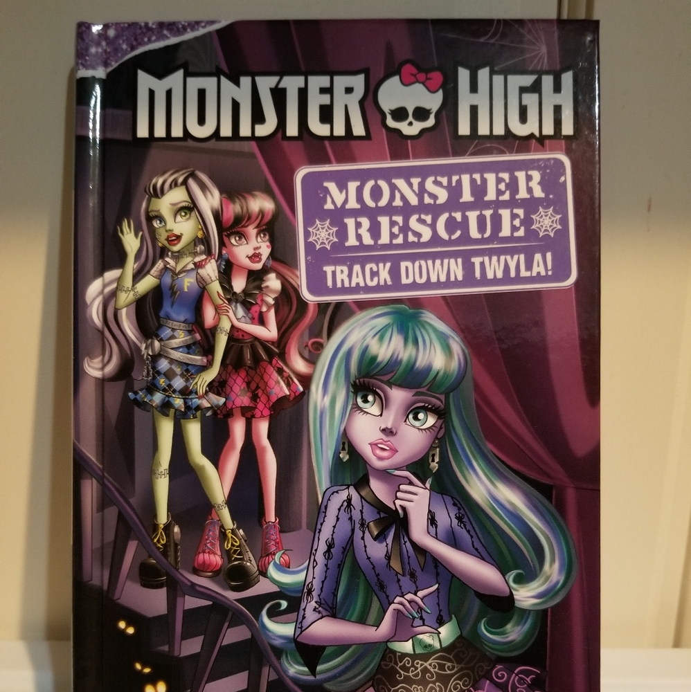 Monster High Monster Rescue Book